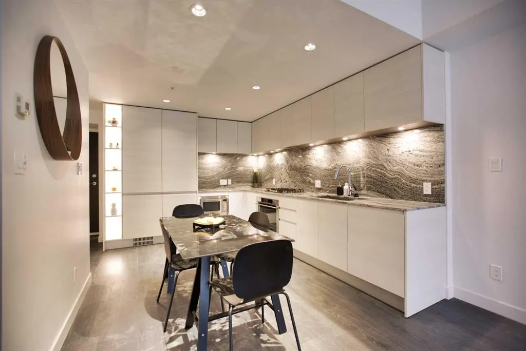 310 12 Avenue SW #505