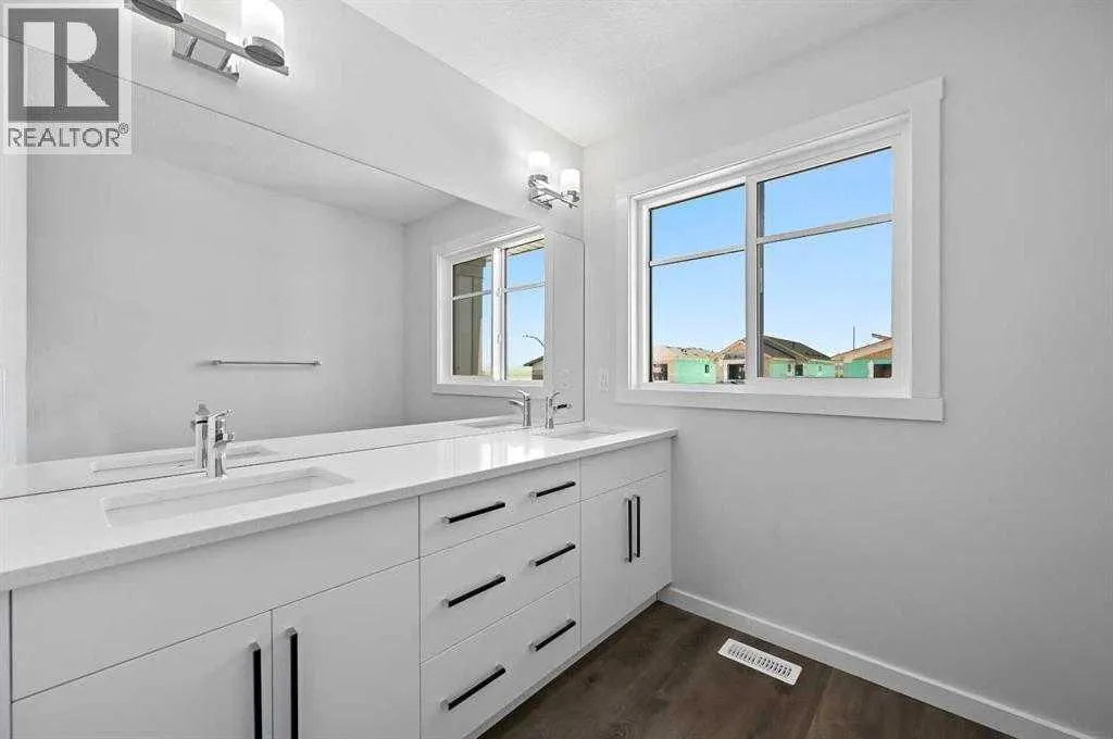 357 Key View SW