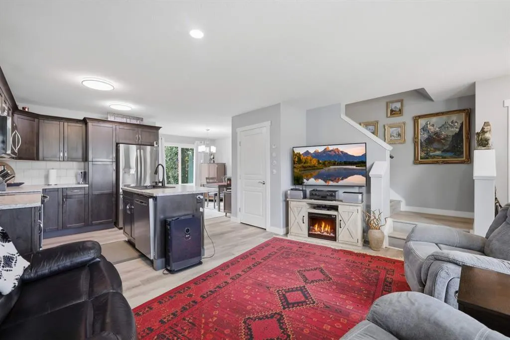 14 Hawthorn Place