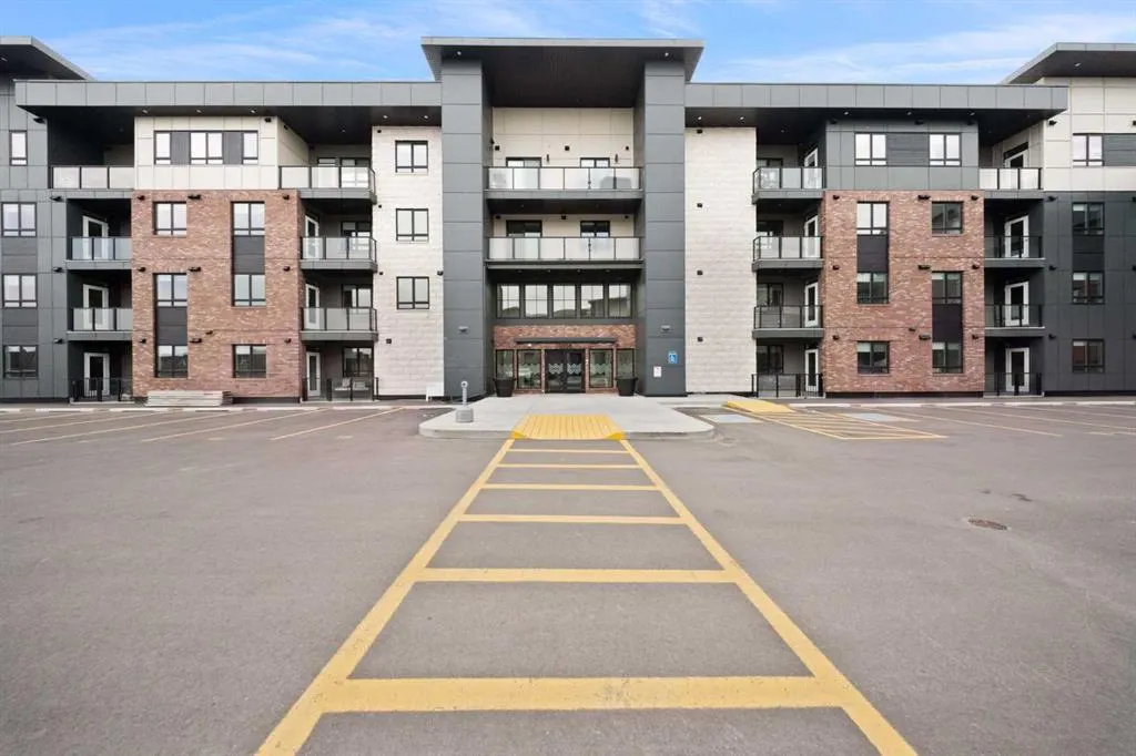 520 Reynolds Avenue SW #2215