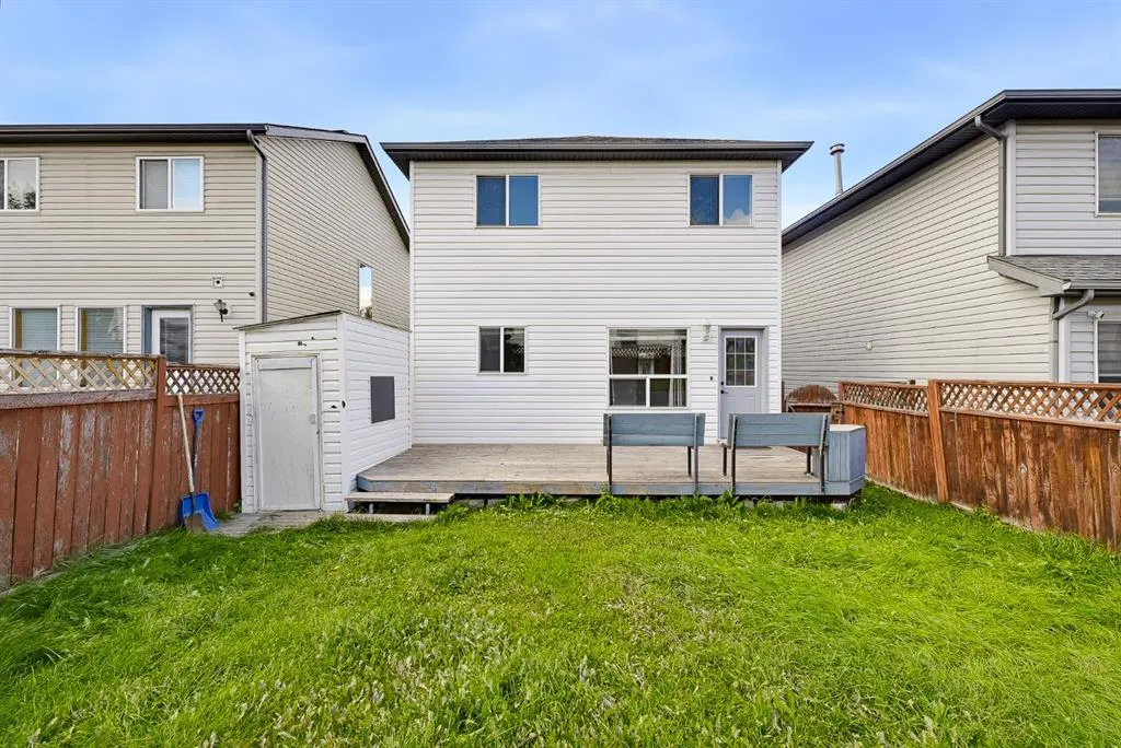 15 Coventry Link NE