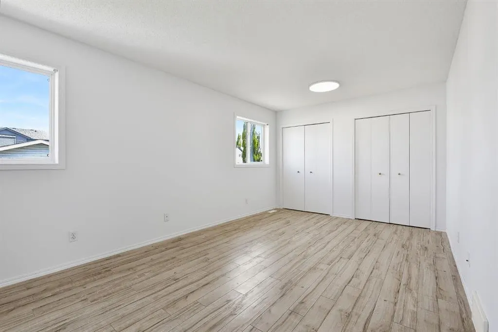 15 Coventry Link NE