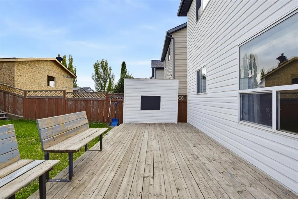 15 Coventry Link NE