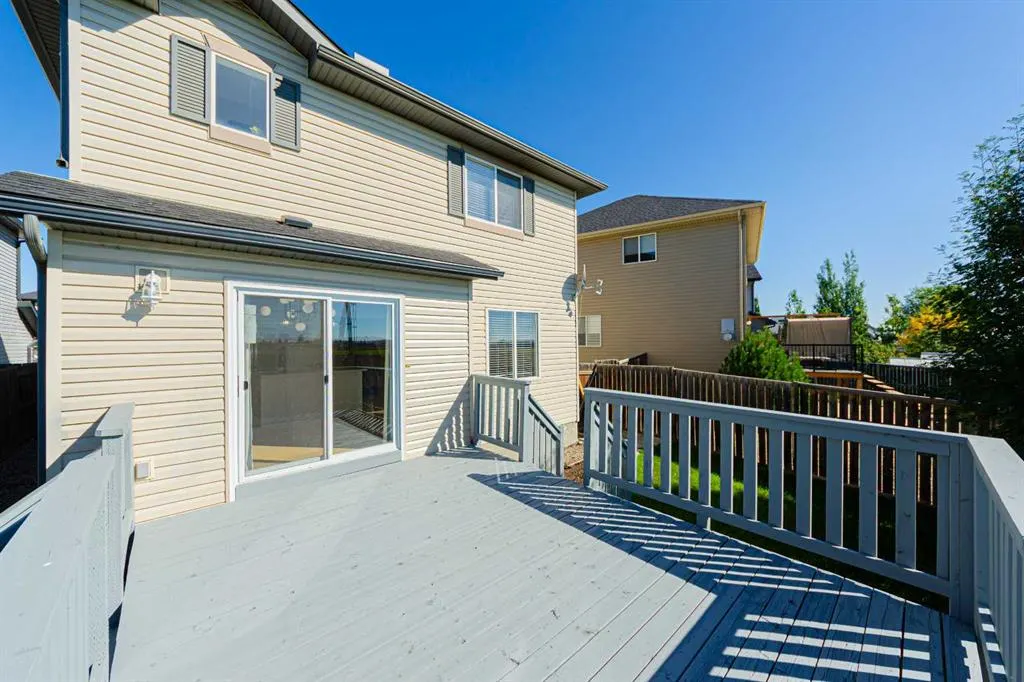130 Somerglen Way SW