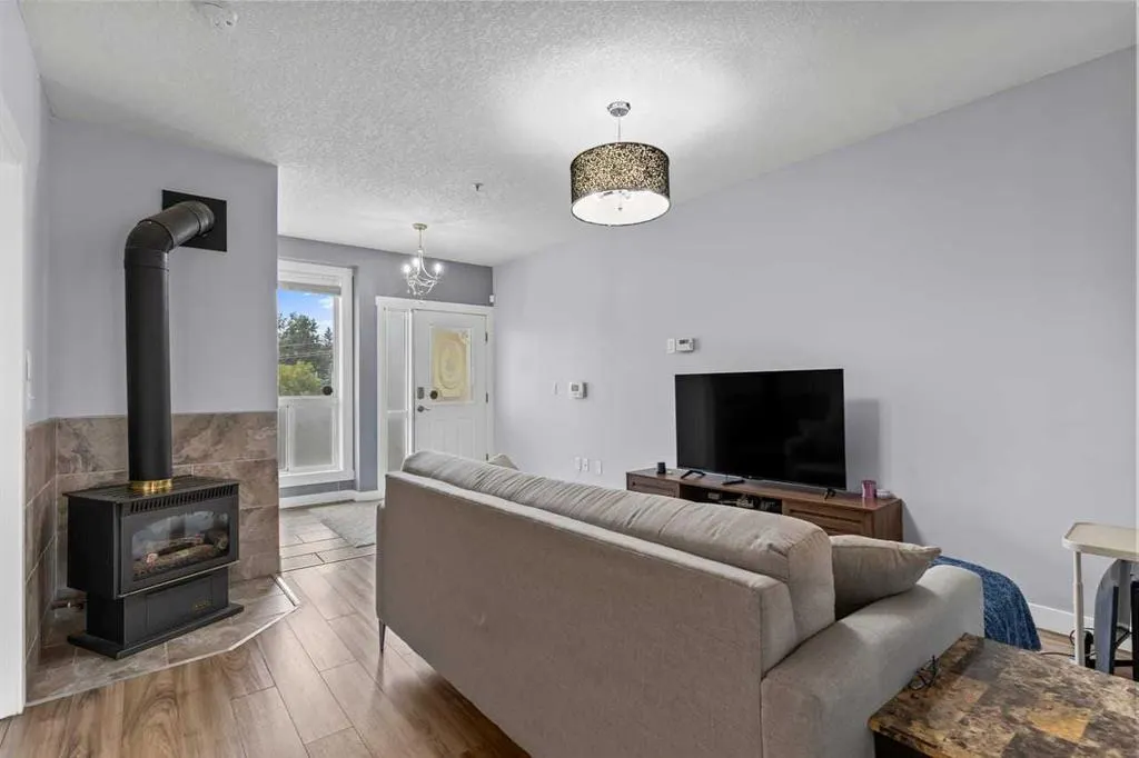 1540 17 Avenue SW #304