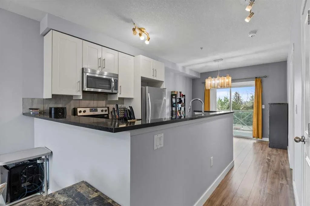 1540 17 Avenue SW #304
