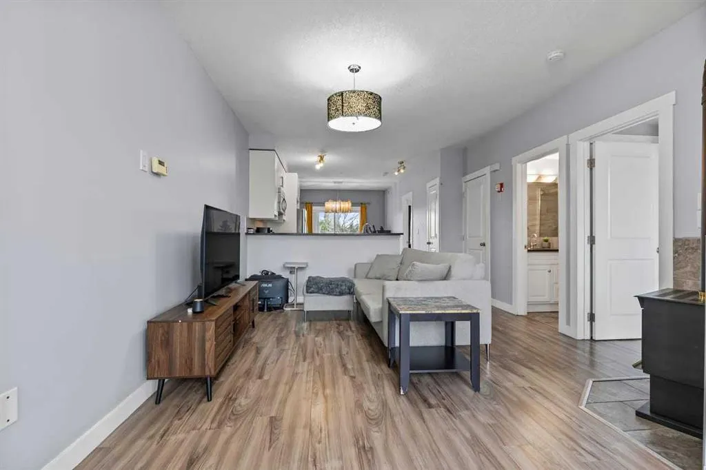 1540 17 Avenue SW #304
