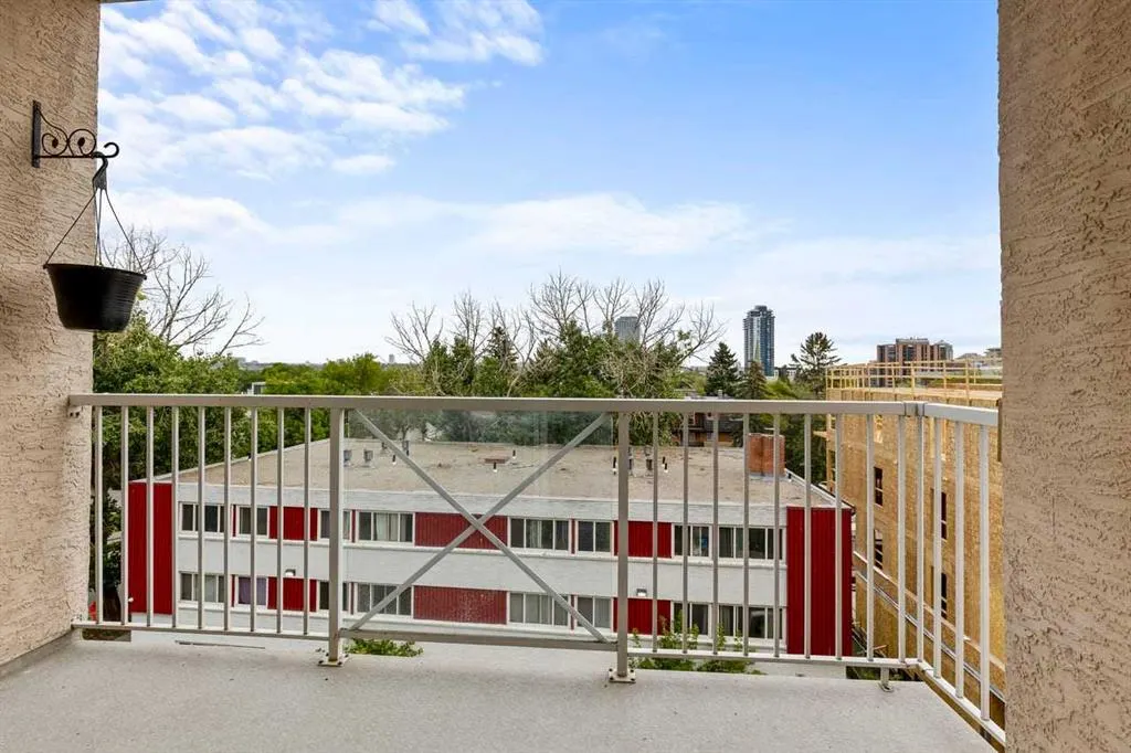 1540 17 Avenue SW #304