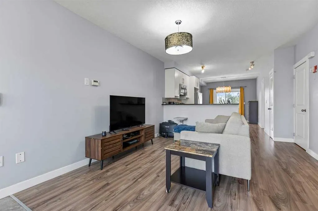1540 17 Avenue SW #304