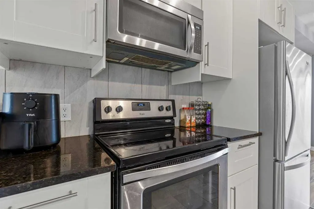 1540 17 Avenue SW #304
