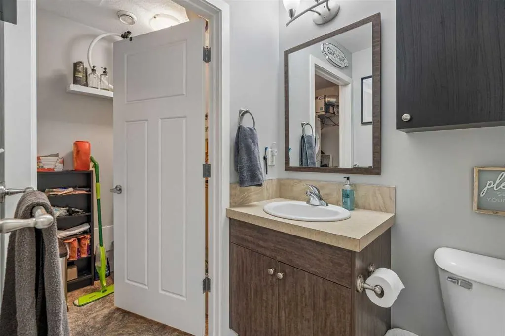 250 Sage Valley Road NW #404
