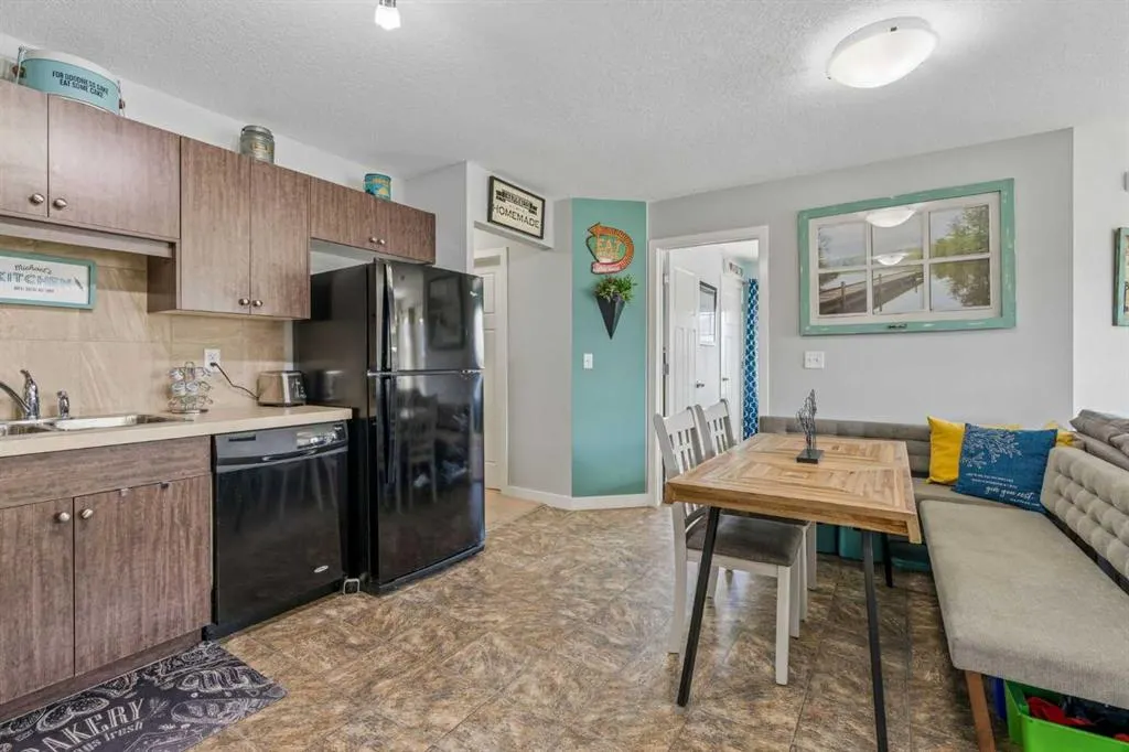 250 Sage Valley Road NW #404