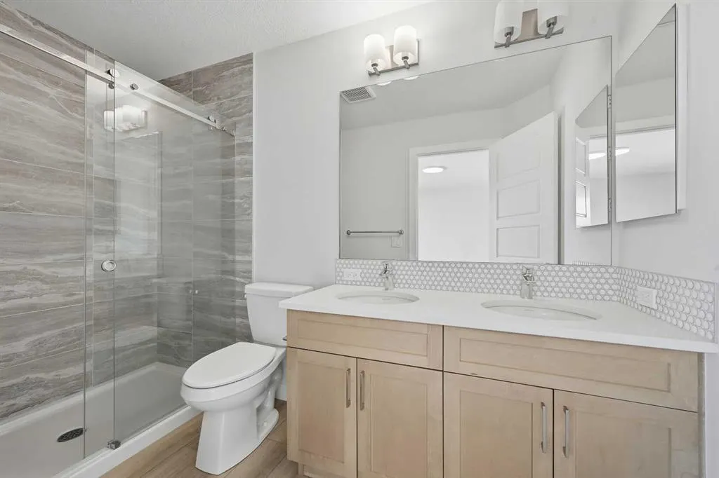 234 Chelsea Heath
