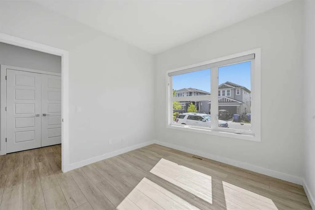 234 Chelsea Heath