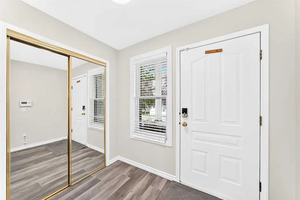 21 Rocky Vista Circle NW