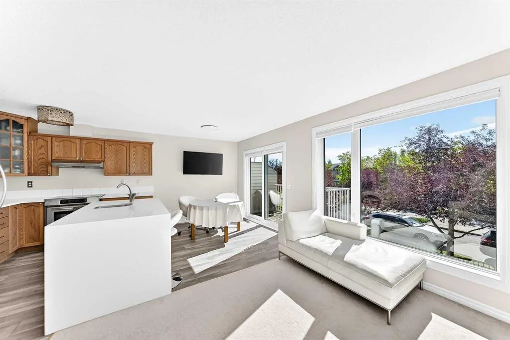 21 Rocky Vista Circle NW