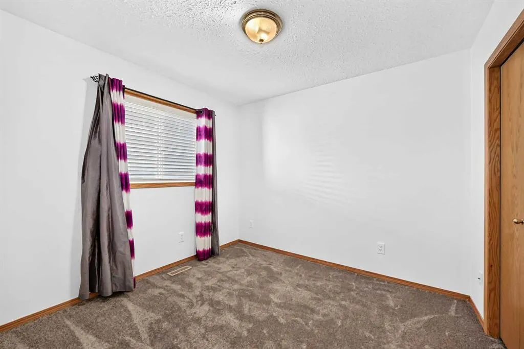 184 Douglas Ridge Green SE