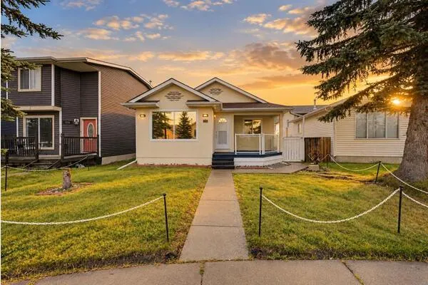 228 Taradale Close NE