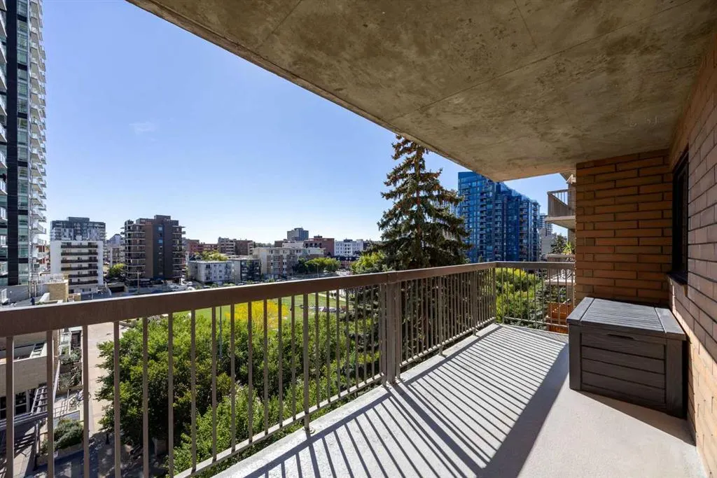 220 13 Avenue SW #707