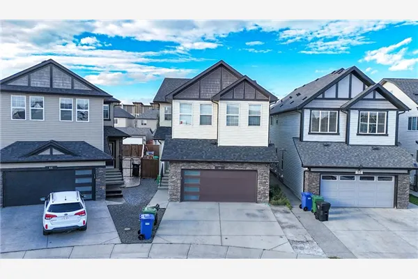 48 Skyview Point Terrace NE
