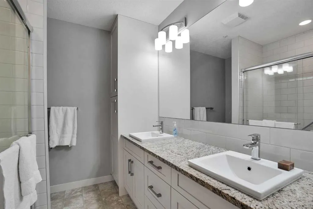 522 Cranford Drive SE #3105