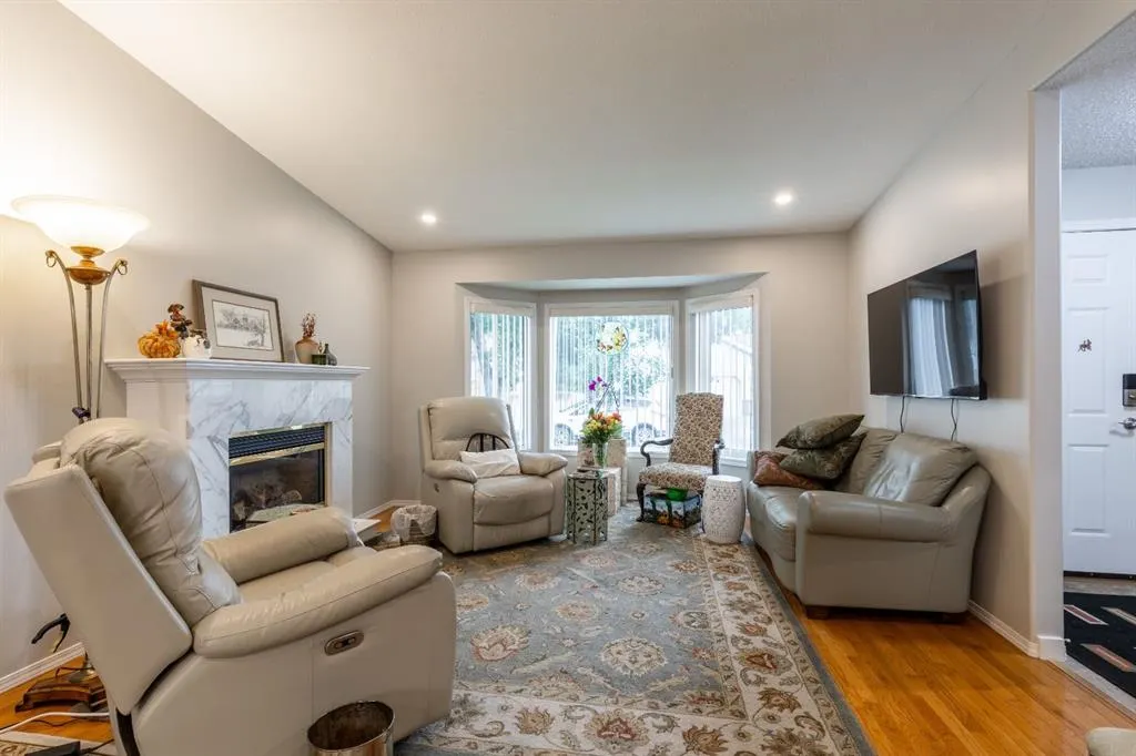 135 Jerry Potts Boulevard W #8