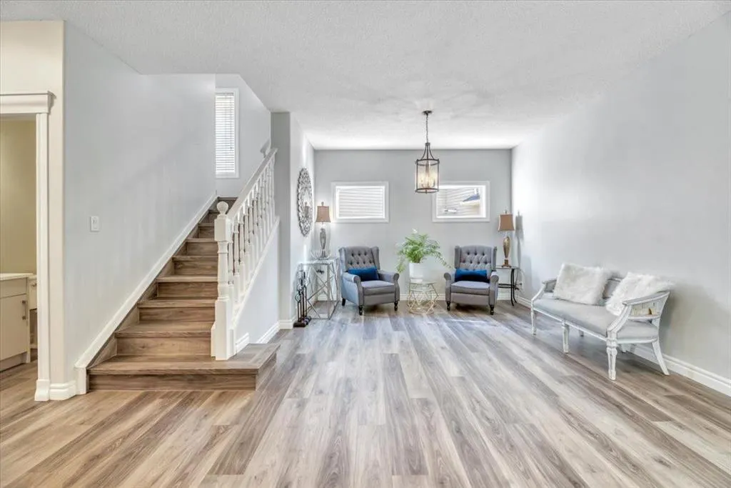 116 Chaparral Ravine View SE