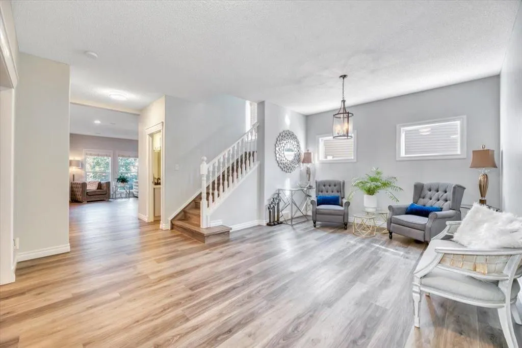 116 Chaparral Ravine View SE