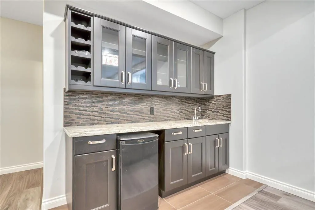 116 Chaparral Ravine View SE