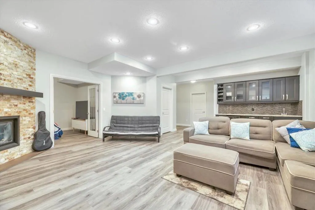 116 Chaparral Ravine View SE