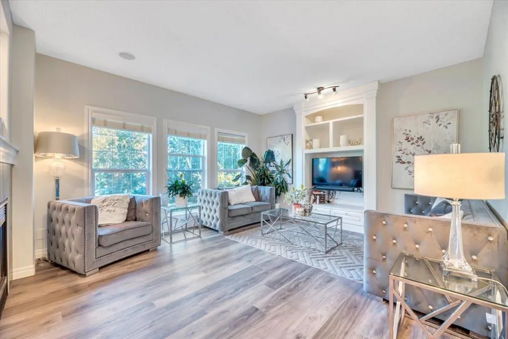 116 Chaparral Ravine View SE