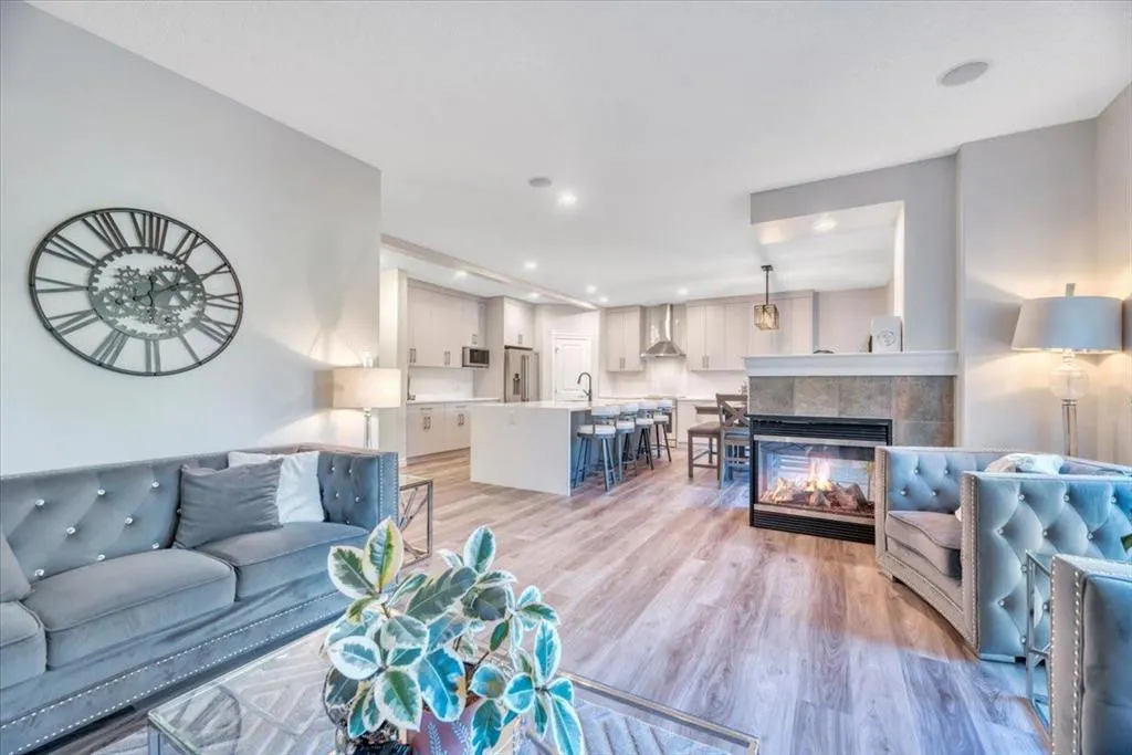 116 Chaparral Ravine View SE