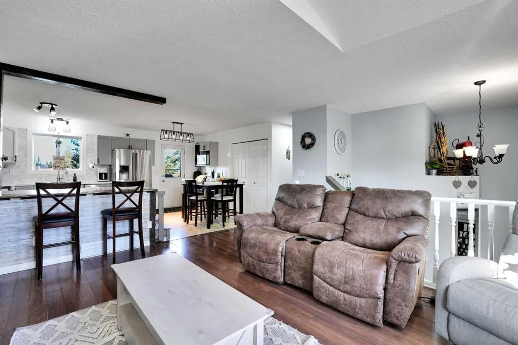 106 Strathaven Bay