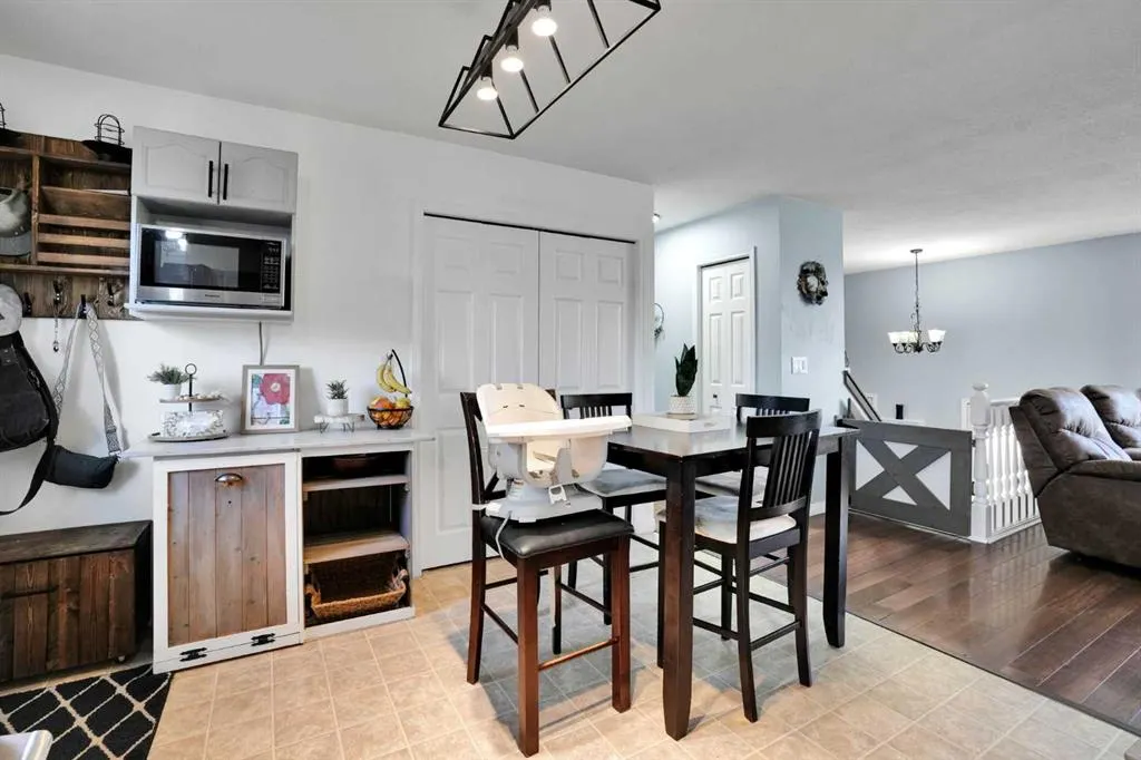 106 Strathaven Bay