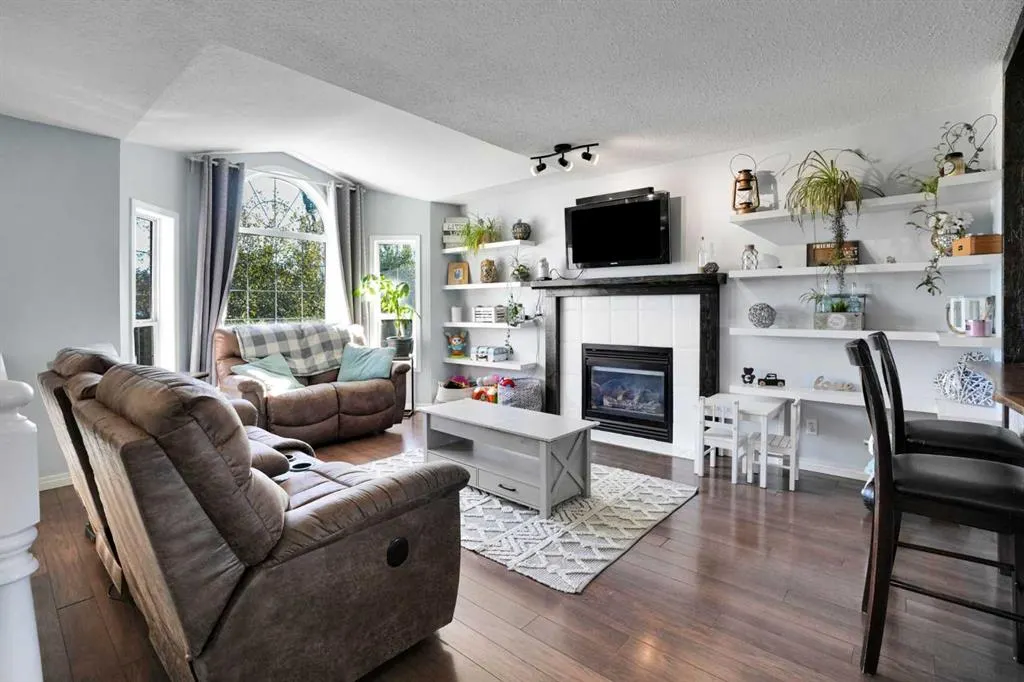 106 Strathaven Bay