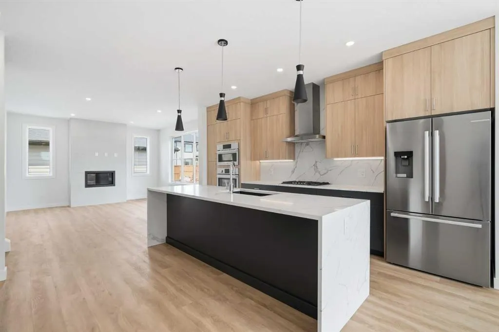 1125 Sailfin Heath