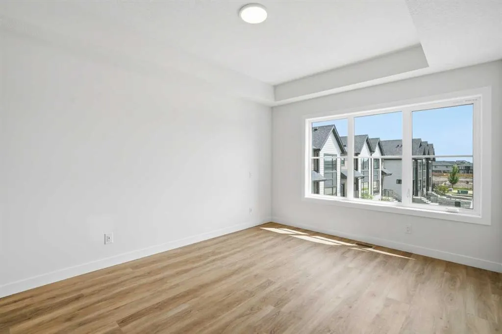 1125 Sailfin Heath