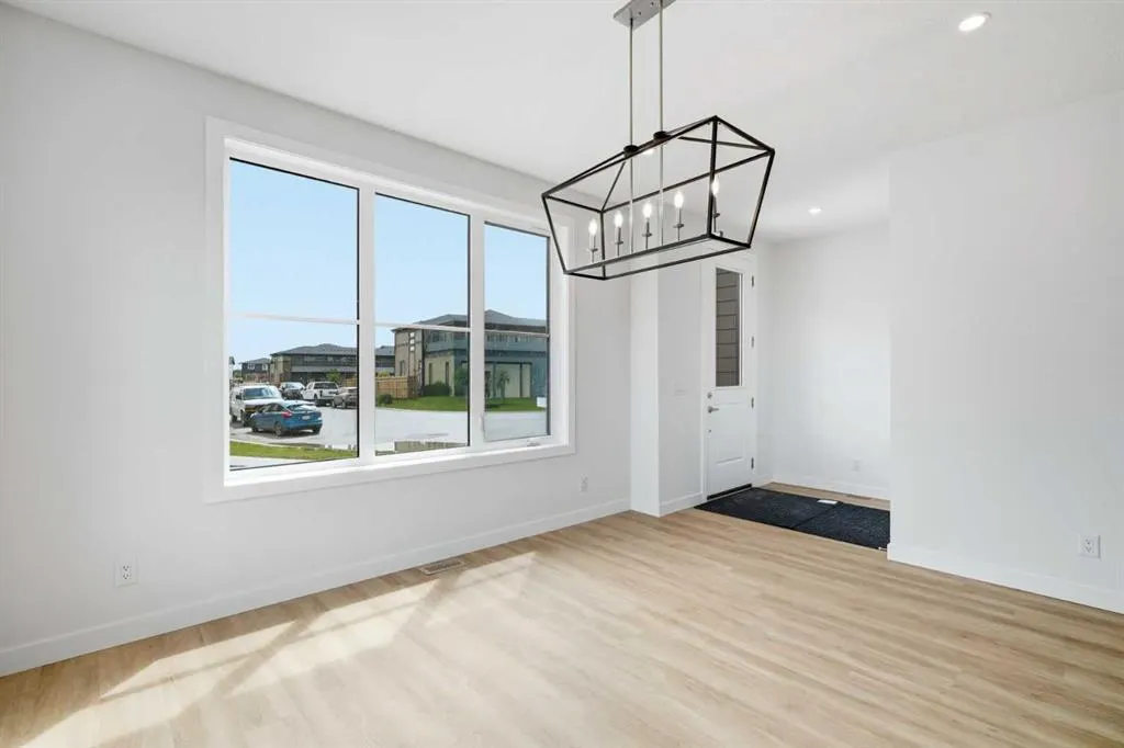 1125 Sailfin Heath
