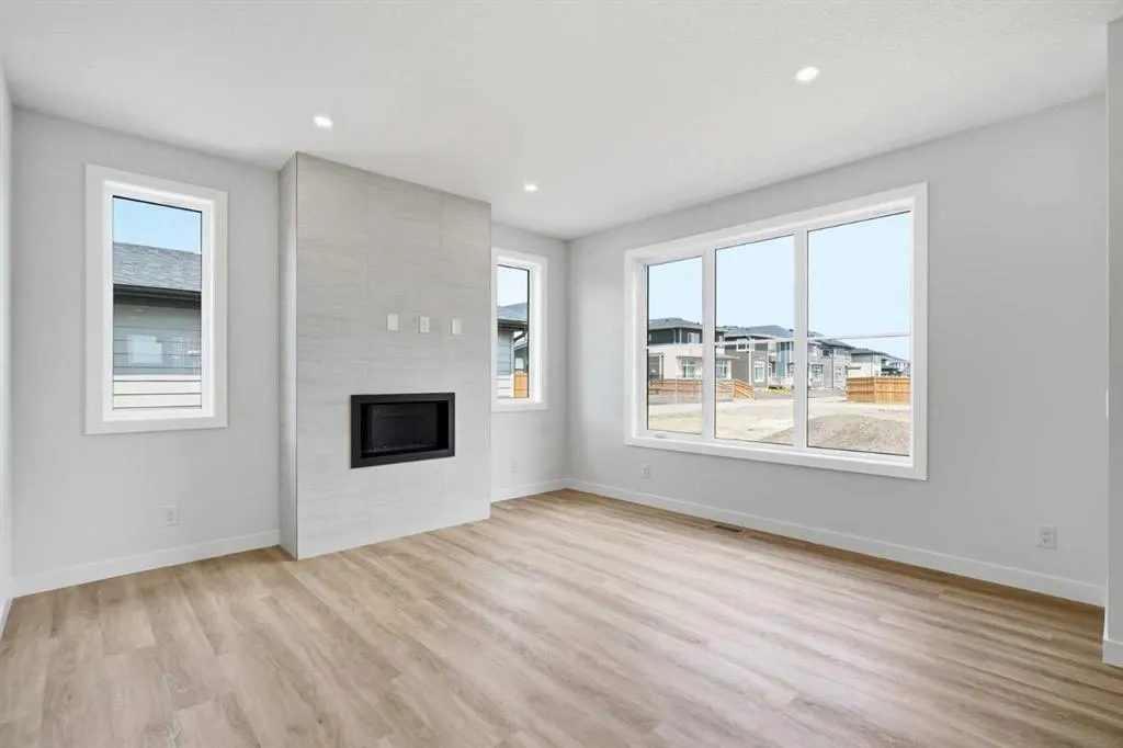 1125 Sailfin Heath