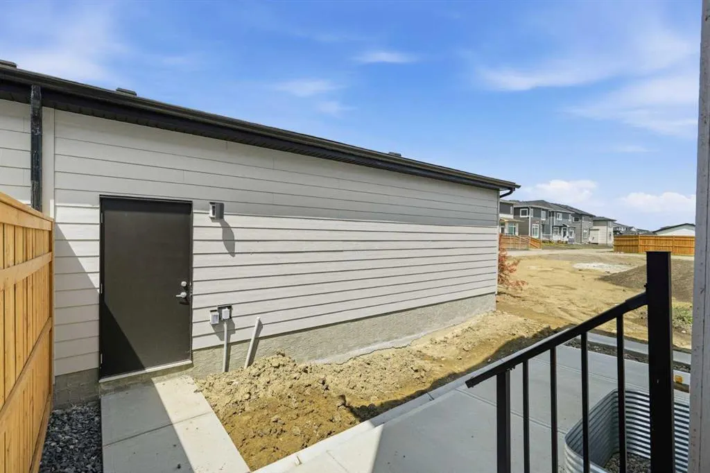 1125 Sailfin Heath