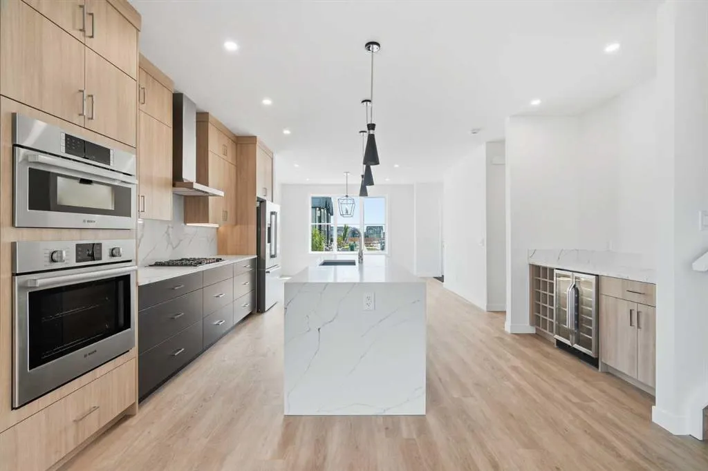 1125 Sailfin Heath