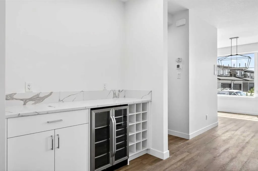 1109 Sailfin Heath