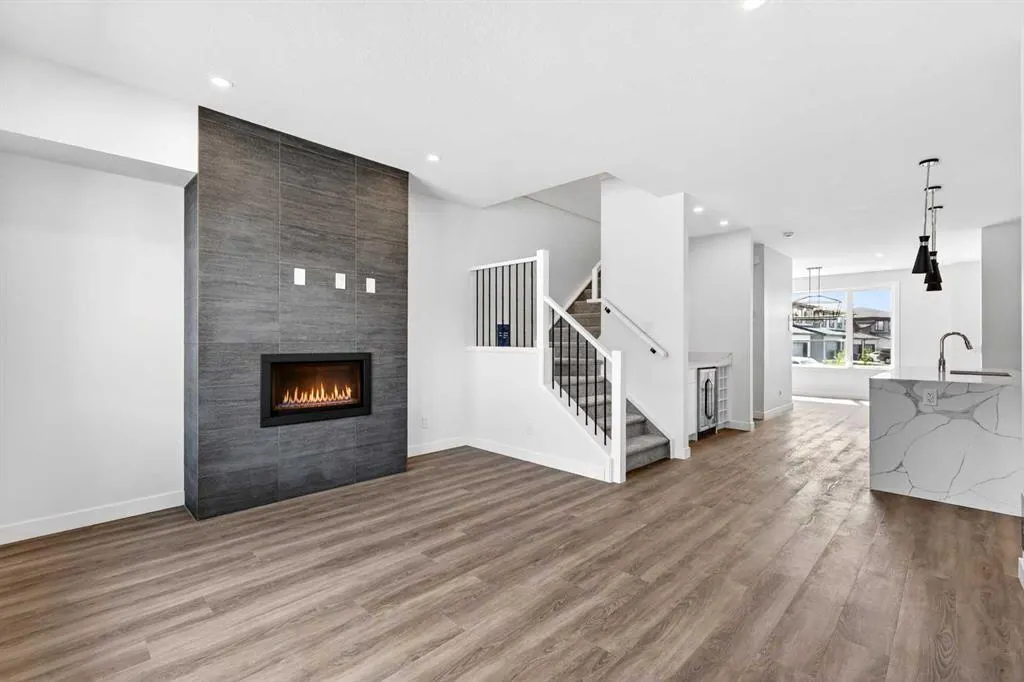 1109 Sailfin Heath