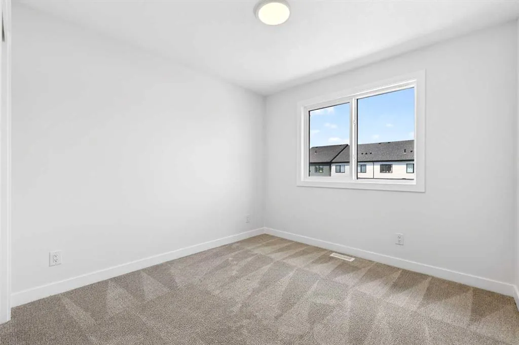 1109 Sailfin Heath