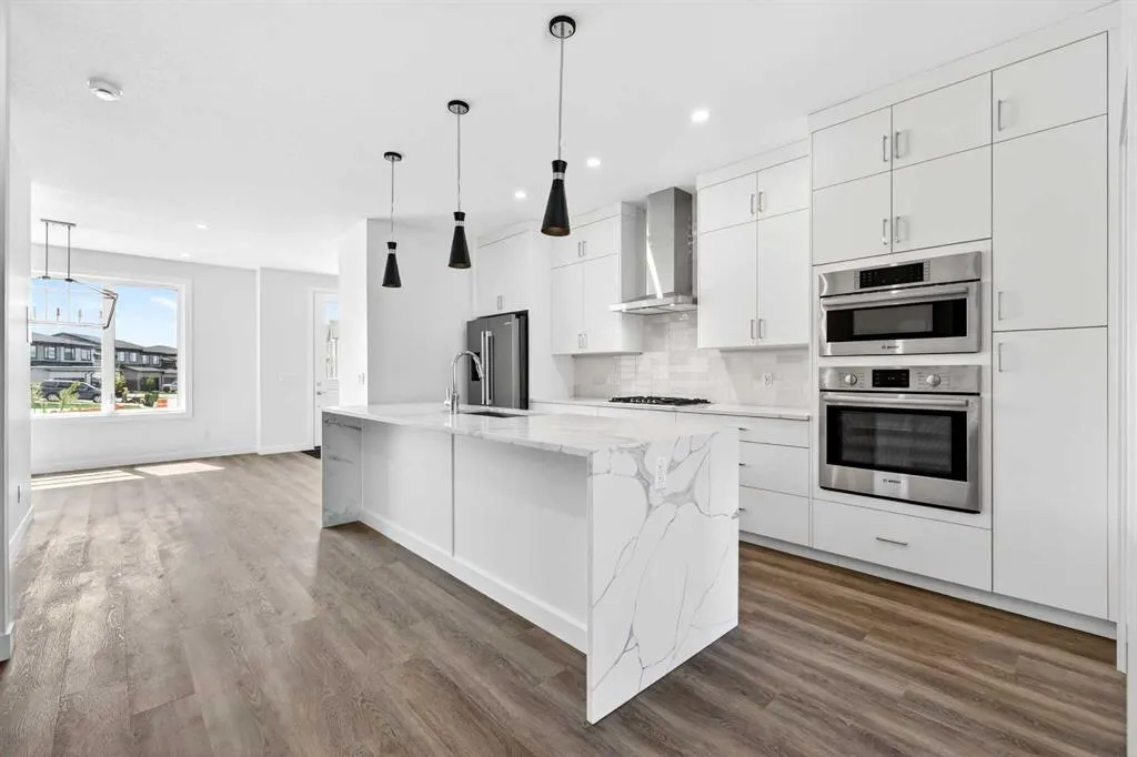 1109 Sailfin Heath