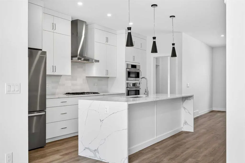 1109 Sailfin Heath