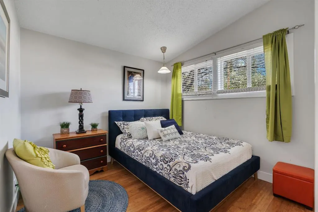 6316 Crowchild Trail SW