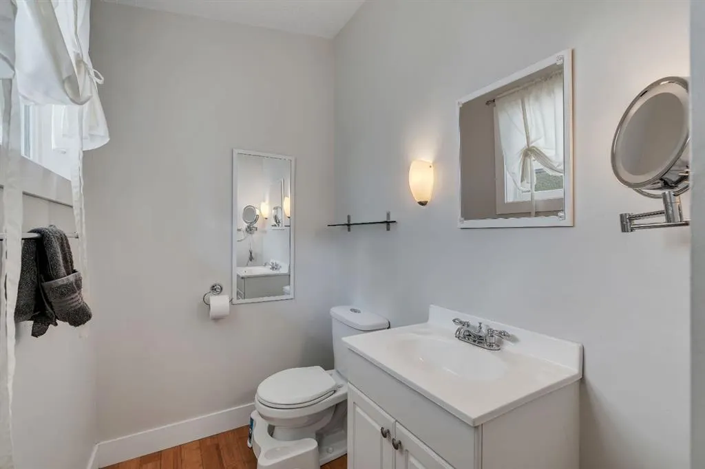 6316 Crowchild Trail SW