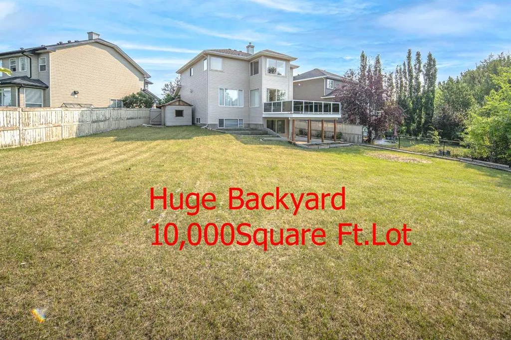 66 Royal Oak Grove NW