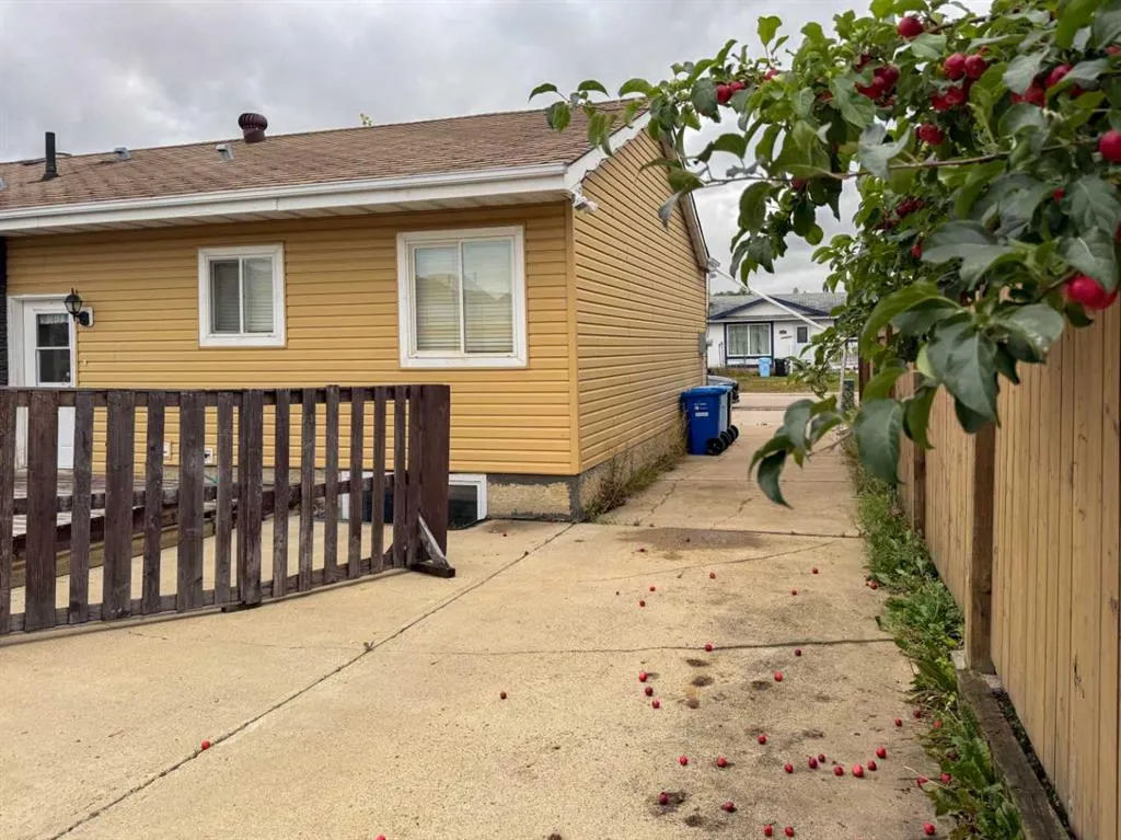 125 Becker Crescent